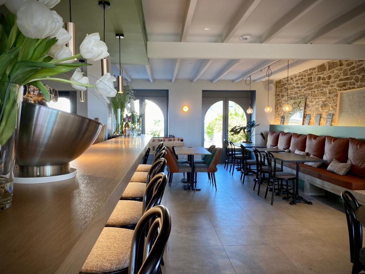 La Bellevue Bistrot Et Chambres D'Hotes Séné 外观 照片